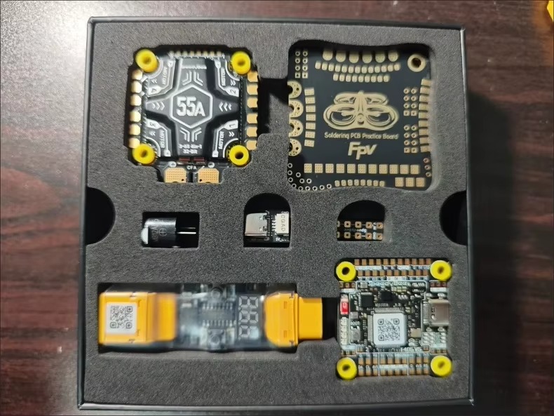 DroMa 1 peça/lote NOVO Speedyb - Speedybee F405 V4 Bls 55A Stack avaliação e preço